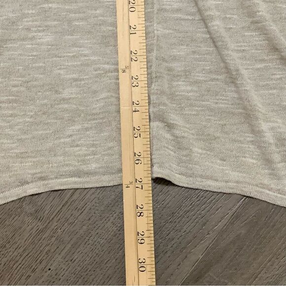 Linen Blend Tunic Top Women’s XL Tan V-Neck Long Sleeve Shark Bite 47% Linen. - Picture 10 of 11